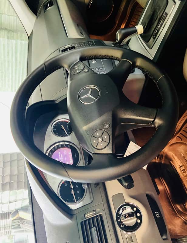 khâu da vô lăng cho mercedes